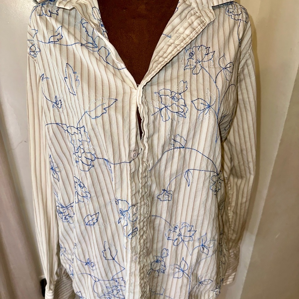 Guess Beige and Red Striped Shirt